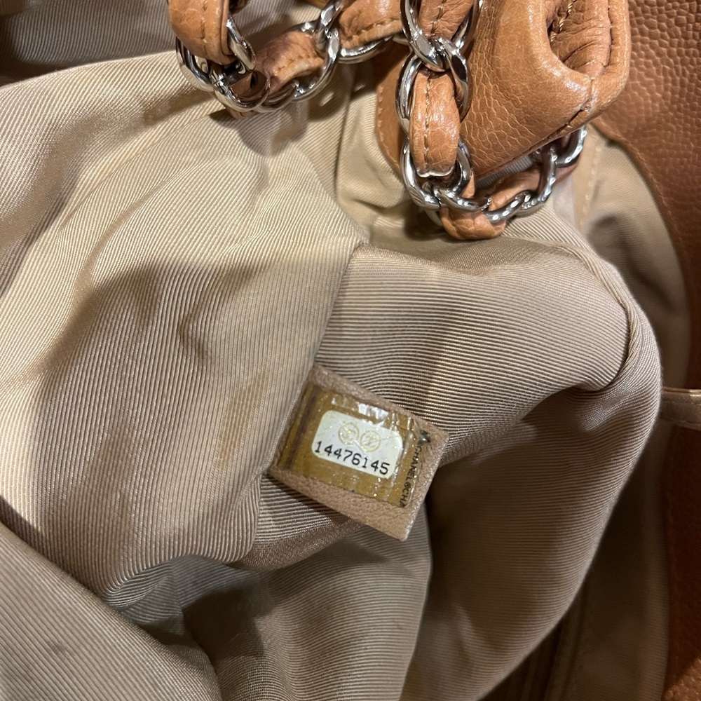 Chanel Quilted Timeless Tote Caviar expandable zipper - Picture 10 of 16